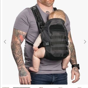 Tactical Baby Carrier 2.0 black like new